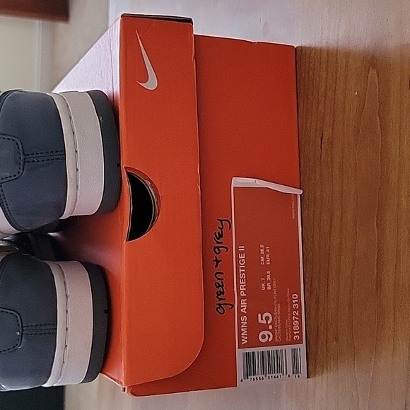 Nike Air Prestige II Women Gray & Lime Green - Picture 5 of 12